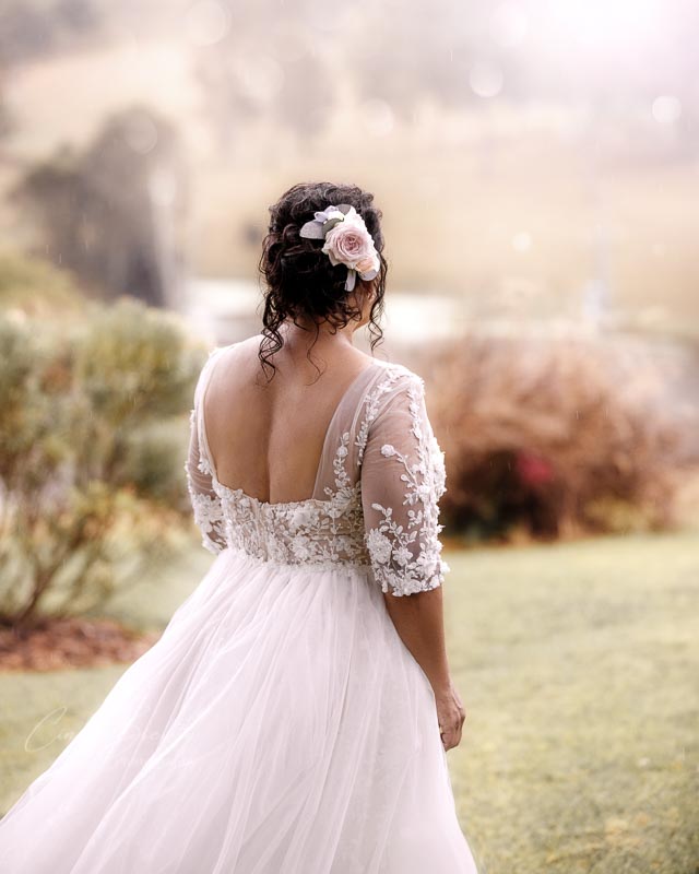 Brides-back-looking-in-into-the-distance